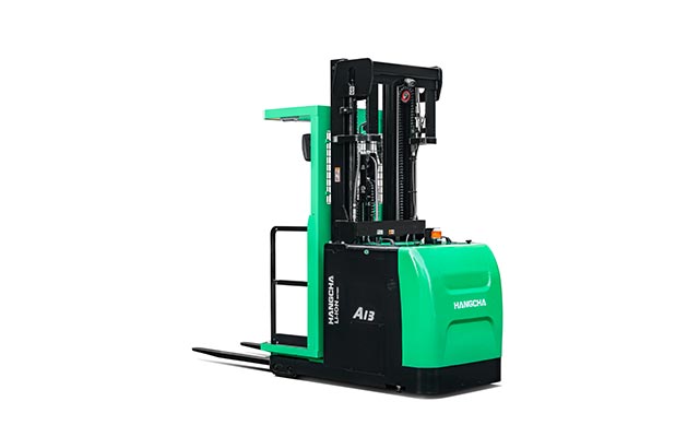 Hangcha narrow body order picker 3,000 lbs
